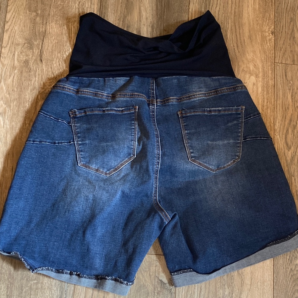 High Waist Denim Maternity Shorts - Dark Blue - Picture 4 of 5